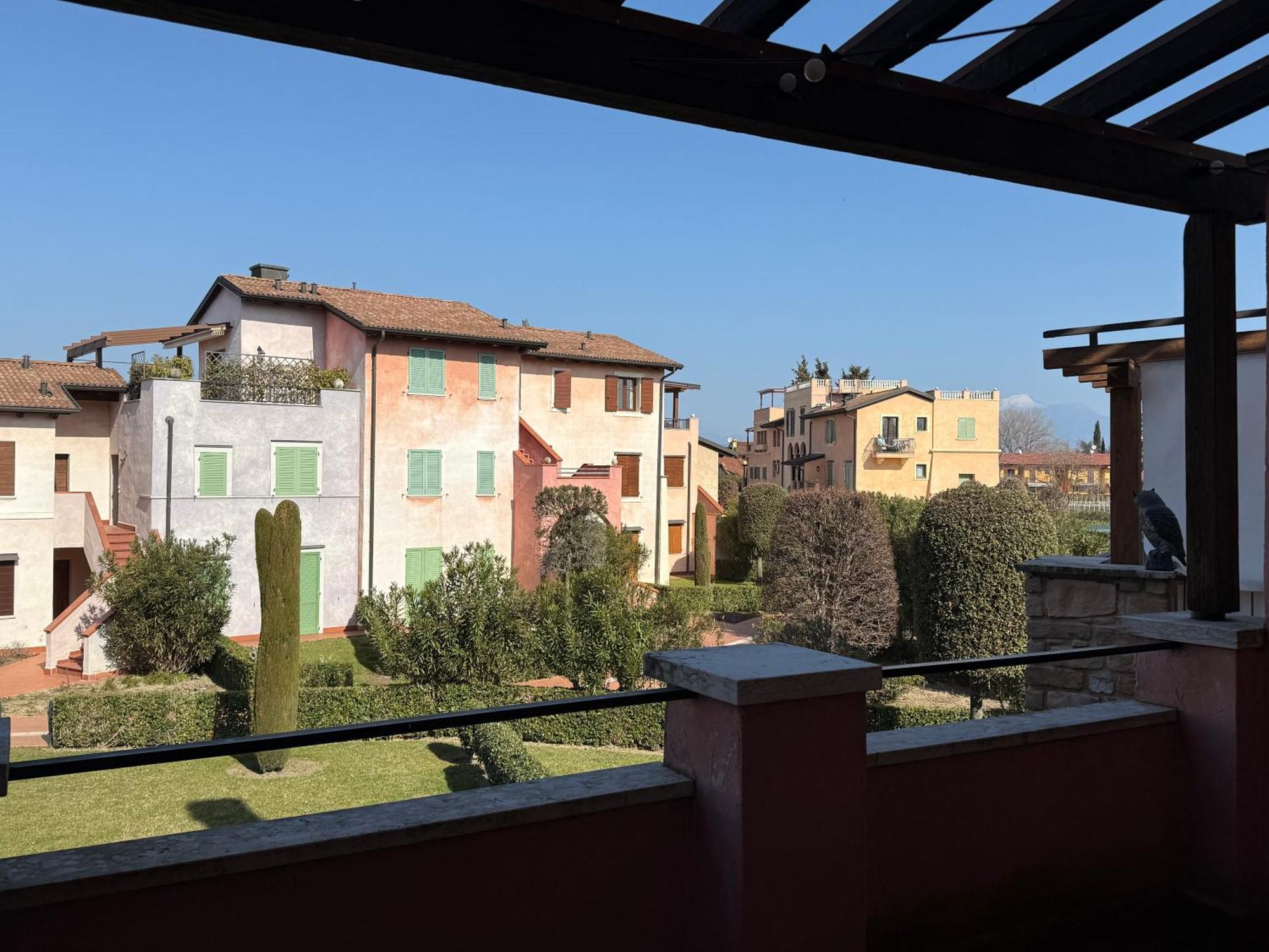 Garda Village 3*
