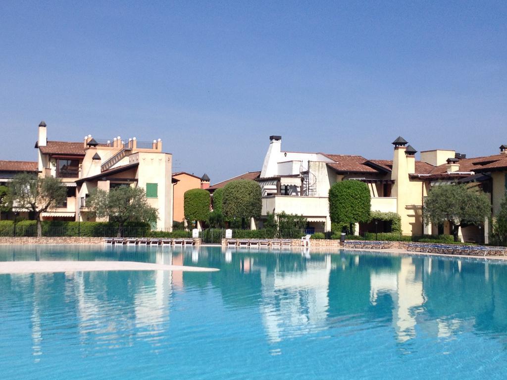 Garda Village 3*